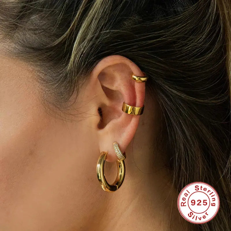 Diamond Huggie Hoop Earring – 18K Gold Plated 925 Sterling Silver