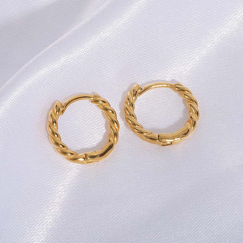 Elegant 18K Gold Rope Loop Earrings